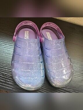 Rugged Shark Glitter Clogs – Size 10C